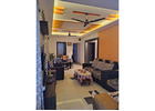 Average price of a villas in Noida Extension and what amenities are available there?